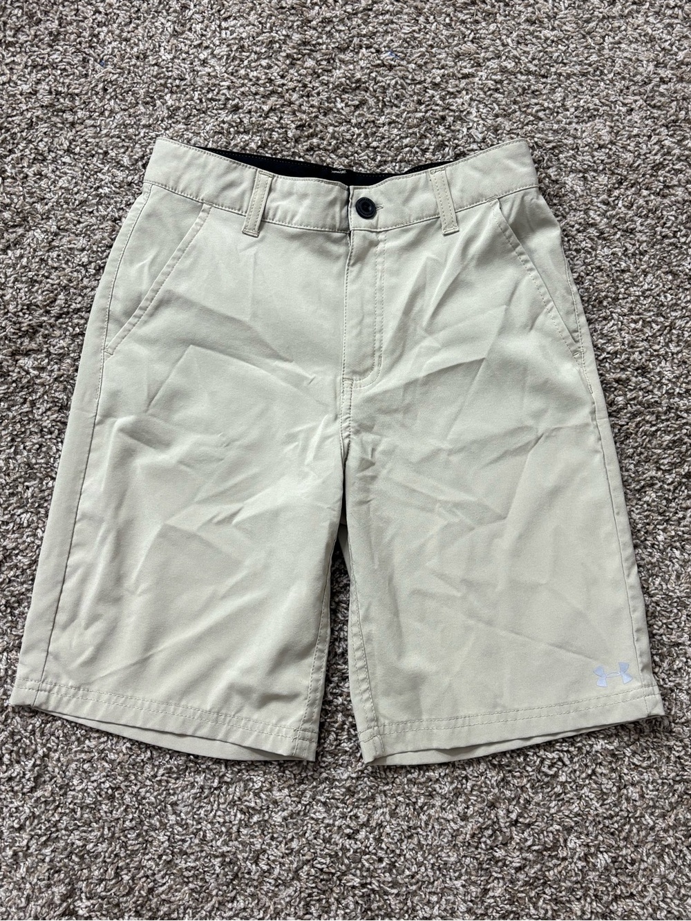 Under Armour Boys Khaki Performance Shorts - Light Tan Size 12